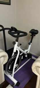 HCE Spin exercise bike great condition hardly used.