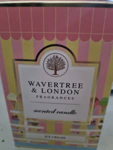 **BRAND NEW Wavertree & London scented candle