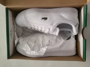 Lacoste womens brand new size 6