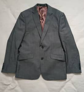 Ted bake grey sz 40s, Hugo boss navy sz 50. Suit jacket