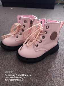 Pink toddler boots