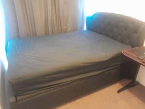 Queen Size Gas Lift Bed And Mattress