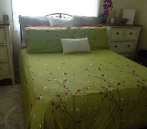 BEAUTIFUL GREEN FLORAL BED LINEN PACKAGE
