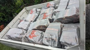 Bagged firewood, dry hardwood 15-20kg bags