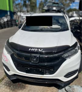 Wrecking out Honda HR-V 2021 RS For Parts