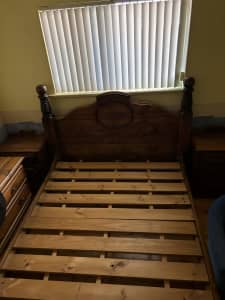 Bedroom furniture set (solid timber)