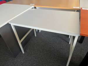 SECOND HAND TABLE 900L X 600W GREY TOP / METAL LEGS (30007s)
