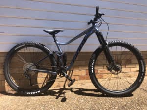 Giant stance duel suspension mountain bike 2021 model with drop post