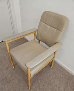 Adjustable chair