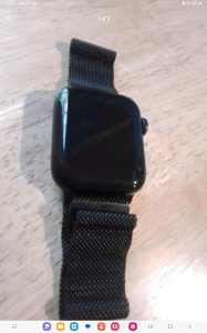Apple SE 40mm watch 2023 $160 LOCAL PICKUP ONLY NO PAYPAL