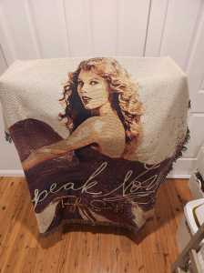 SUPER RARE Taylor Swift Original Speak Now Era blanket