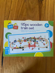 Kids Wooden Train Set in box 95 Pieces (3 years)