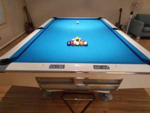 pool table Brunswick Gold Crown free delivery 