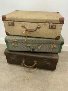 Vintage suitcases bundle