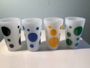 Vintage Agee Pyrex Cups Dots Rare