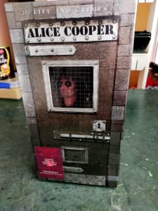 Alice Cooper collectors edition box set - the life and times of Alice 