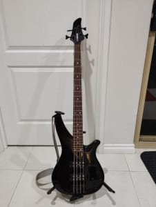 Bass Guitar Yamaha RBX374 