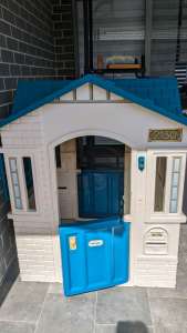 Kids Cubby House in great condition 
