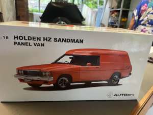 1:18 Auto Art HZ Sandman Panelvan