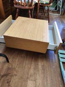 Quick sale small coffee table with good quality