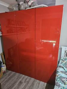 3x 2mx60cmx60cm ikea cabinets