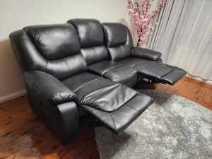 3 Seater Recliner Leather Sofa (FREE DELIVERY)