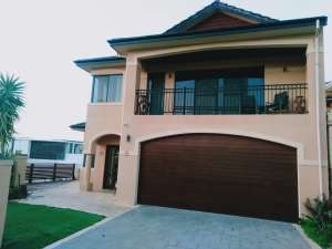 Spacious Riverside Home-1Brm Furn/Equipped All Ground Floor Half House