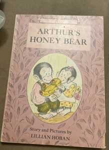 Arthurs Honey Bear by Lillian Hoban. Nics books
