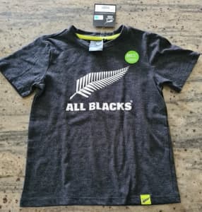 BRAND NEW: Size 5 - Kids All Blacks t-shirt