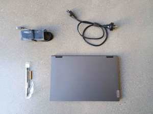 Lenovo IdeaPad Flex 5 14ALC05 - Ryzen 5, 16GB Ram, 256GB NVMe, Pen
