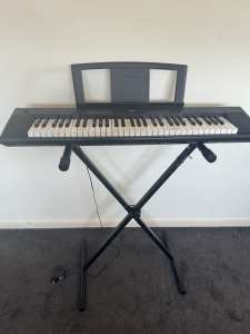 Yamaha Electric Piano Keyboard