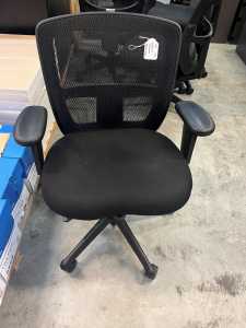 SECOND HAND SERENITY ERGONOMIC OFFICE CHAIR WITH ARMS (20002s)