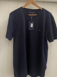 Tommy Hilfiger T-Shirt brand new with tags XL