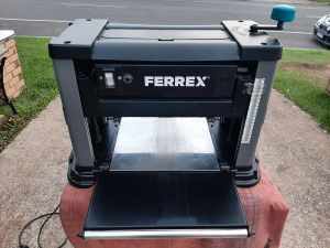 FERREX Quality 1500W Metal Case Thicknesser Works Beautiful LittleUse