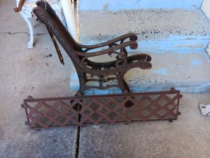 Vintage cast iron garden bench ends only. (Small)