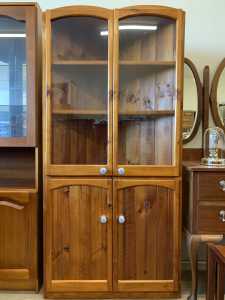 Corner shelves with glass doors & cupboards