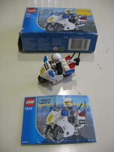 LEGO CITY 7235 POLICE Bike with Manual & all Pieces