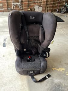 Child booster seat in great condition