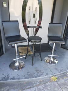 3 X Bar stool gaslift and swivel all for $39.00