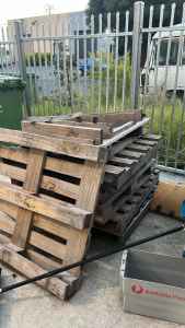 Wooden Pallets To Let Go!