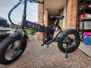 Mate x ebike ( no key for baterry and no charger)