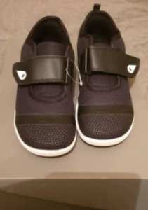 Bobux Black Shoes size 30 - new with box Amazing sole with support