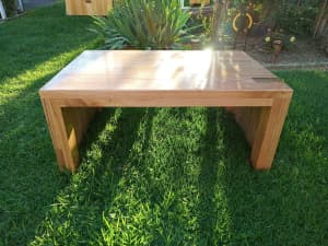 Victorian Ash Solid Timber Coffee Table Reservoir Darebin Area Preview