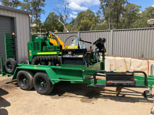Kanga DT725 mini loader, dingo, trencher, auger. Dry hire