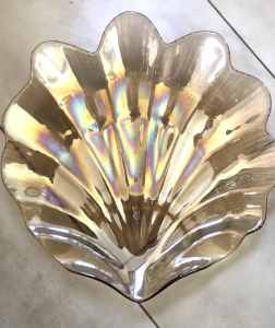 Large Holographic Lustre Glass Seashell Shaped Serving Dish Plate