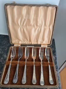 Vintage Silver Plate EPNS A1 Cake Desert Forks 