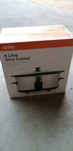 5L Slow Cooker (brand new)