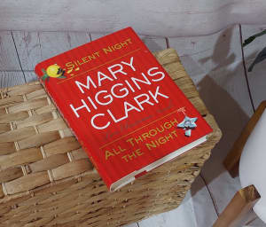 AUTHOR : MARY HIGGINS CLARK 4 BOOKS 