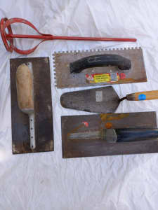 Concrete and tiles tools t