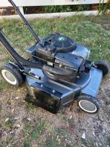 Victa 21inch cut utility lawnmower. 